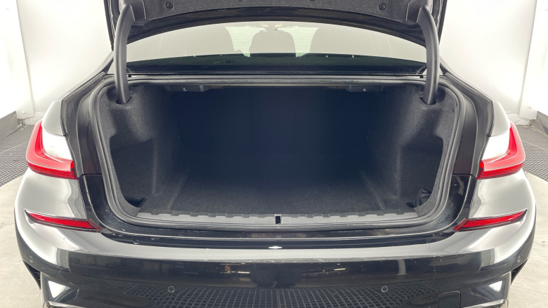 BMW 3 Series 320i M Sport 4dr Step Auto Petrol Saloon